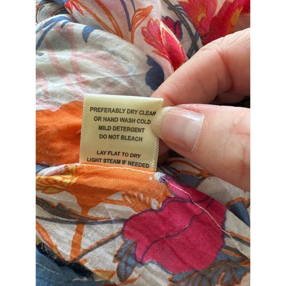 Lovestitch White Mimi Floral Print Sleeveless Scoop Neck Cross-Back Maxi Dress - Picture 12 of 14